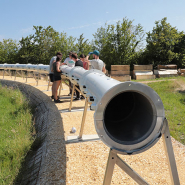 L’EPFL teste une maquette d’Hyperloop, un tube sous vide dans lequel on transporterait à grande vitesse passagers et marchandises, pour une consommation de moitié inférieure à celle d’une voiture électrique.