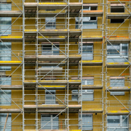 La nouvelle loi sur l’énergie se focalise sur la rénovation des bâtiments. Le parc bâti représente 45% de l’énergie consommée dans le canton. 