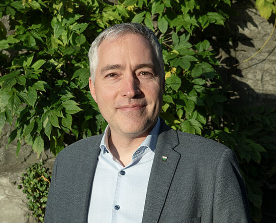 ARC Jean-Bernard Sieber Aurélien Demaurex, cofondateur d’Ecorobotix, société qui met l’intelligence artificielle au service du désherbage sans chimie à grande échelle.