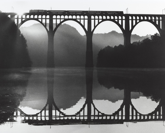 Philipp Giegel, Pont de Grandfey, Fribourg, 1983. Office fédéral de la culture, Berne / Collections Photo Elysée