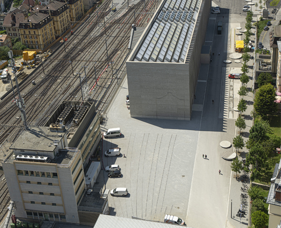 En bas à gauche, le Poste directeur, future porte d’entrée de Plateforme 10, appelé à devenir un lieu d’expression moins «poli» que les musées voisins. ARC Jean-Bernard Sieber