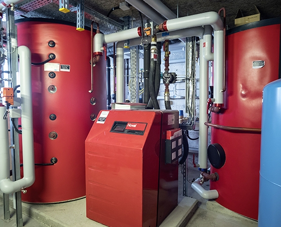 Les pompes à chaleur réduisent massivement les émissions de CO2, de manière encore plus marquée en cas d'approvisionnement en électricité verte. ARC Jean-Bernard Sieber